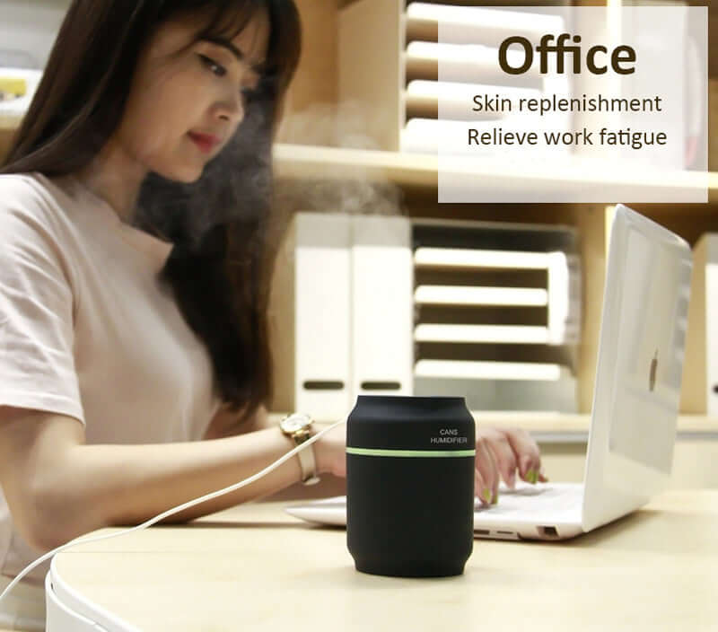 Mini humidifier in an office setting, providing skin replenishment and relieving work fatigue.